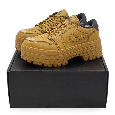 HF3184-700 Nike Air Jordan 1 Brooklyn Low Wheat Team Red Metallic Gold (Damen)
