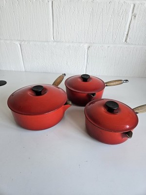 Le Creuset Steingut 3 x Töpfe mit Deckel rot 22 cm 20 18 sehr guter Zustand sehr guter Zustand