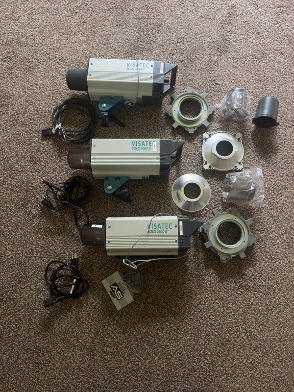 Visatec 3 head kit  Solo 1600 B Monolight Strobe Flash w/ accessories (EXC)