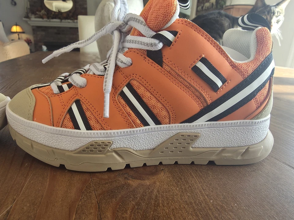 Zapatos de cuero para niños Burberry talla 12,5/30 Foto 3 de 4