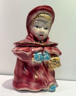 Rare Brush Little Red Ridding Hood Loaded With Gold Trim with No Reserve.