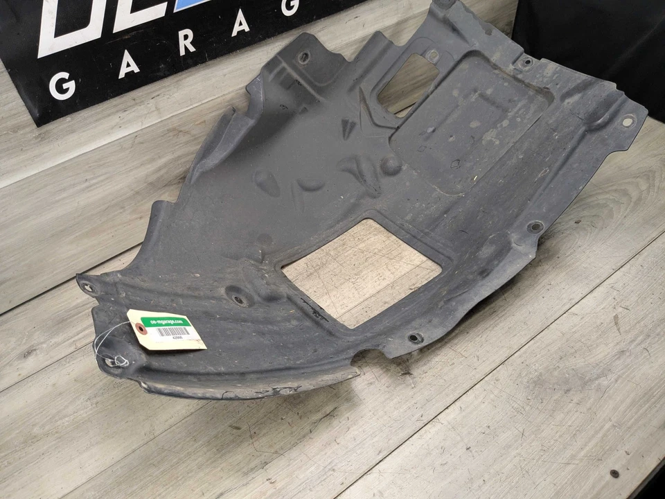 Protector contra salpicaduras de rueda guardabarros delantero izquierdo OEM BMW F30 328 330 335 340 Foto 2 de 4