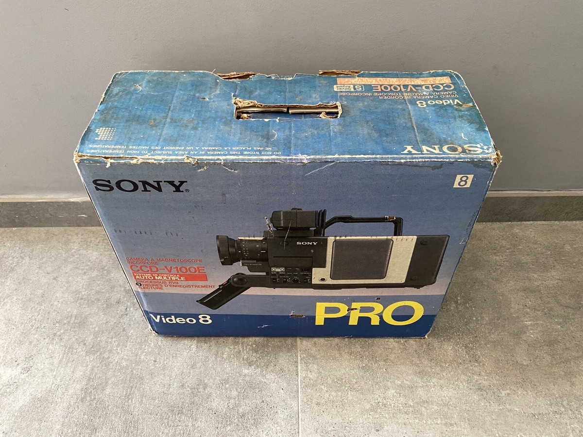Sony Video 8 Pro CCD-V100E Camera Recorder Camcorder