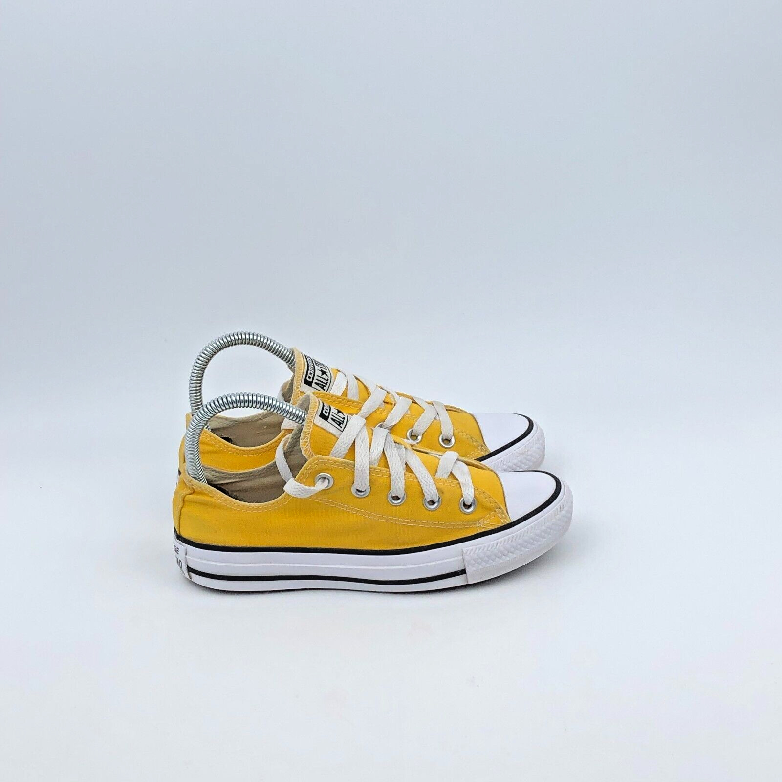 Converse Chuck Taylor Shoes Women&apos;s Size 6 Yellow White Canvas Sneakers