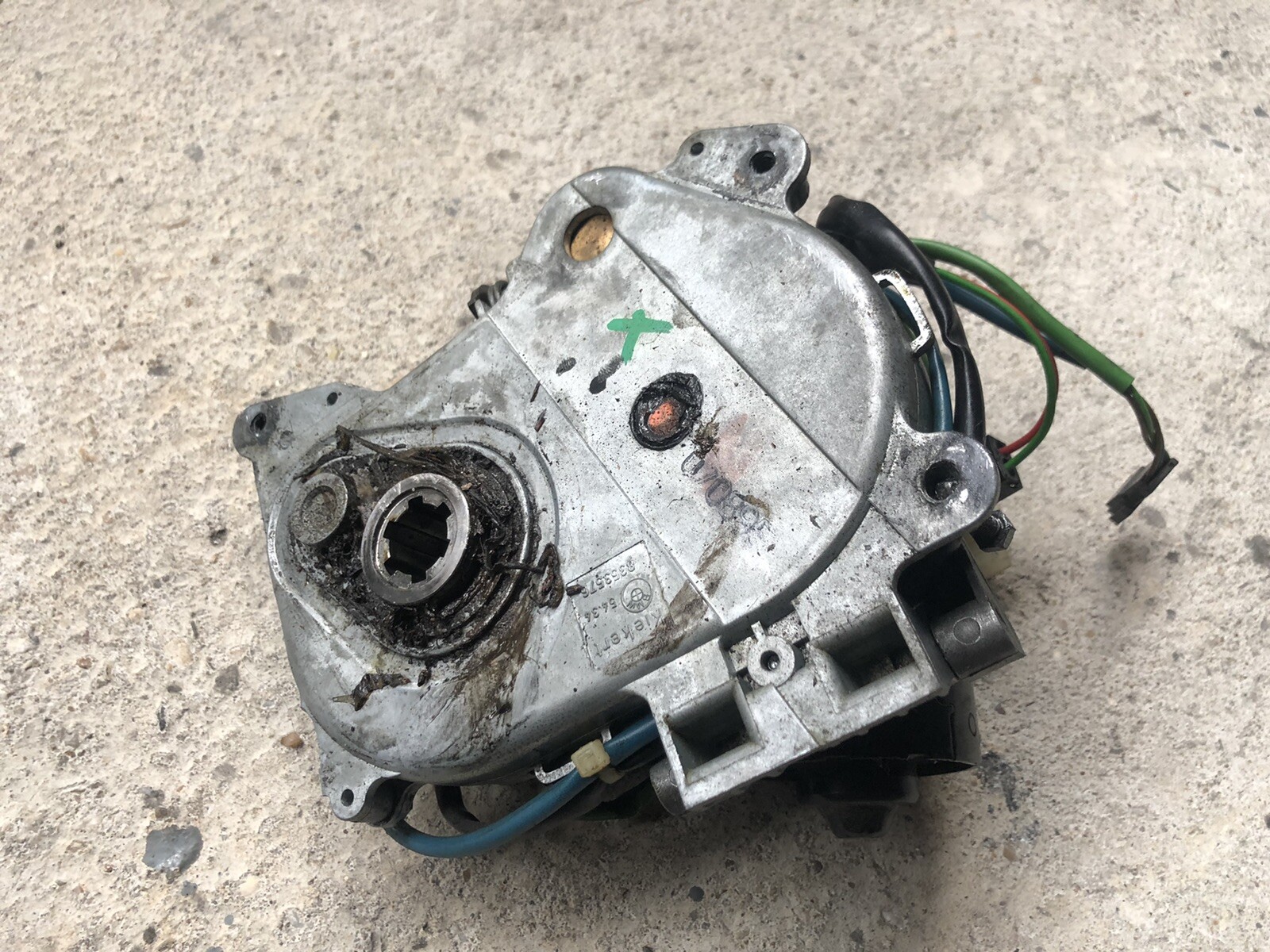BMW E36 Cabrio Verdeckmotor/ Verdeckklappe für das Verdeck  