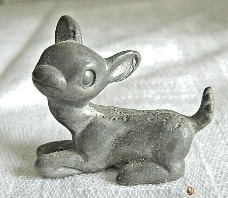 C H Pewter Fawn Deer Miniature figurine A-50 ~ 1 inch tall laying down