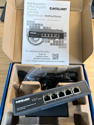 Intellinet PoE-Powered 5-Port Gigabit Switch with PoE Passthrough (Model 561808)