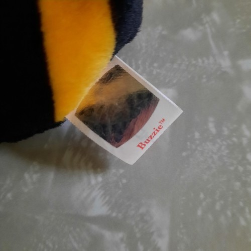 Ty Beanie Baby - BUZZIE the Bee (6.5 Inch) MINT with MINT TAGS - Picture 5 of 7