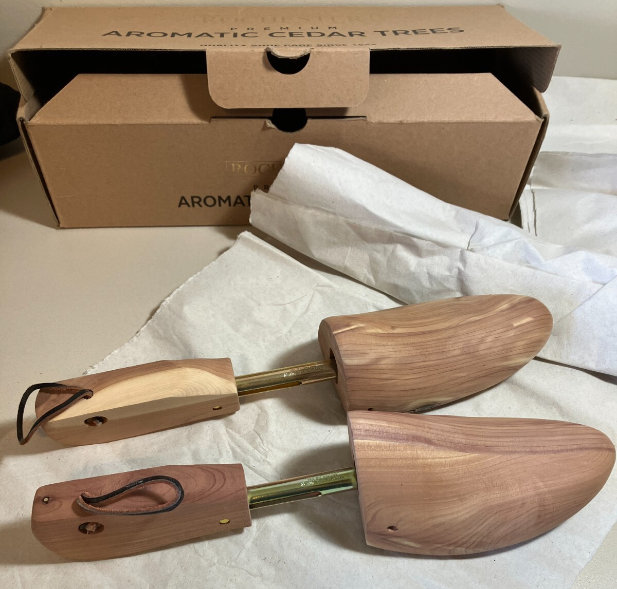 Rochester Shoe Tree Co. Inc. sz Men's LARGE 10M-12N Brand New Cedar Shoe Trees