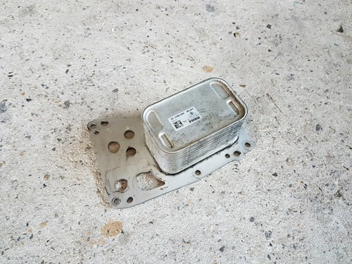 BMW 1er F20 F21 3er F30 F31 N47N Wärmetauscher Ölkühler 8507626