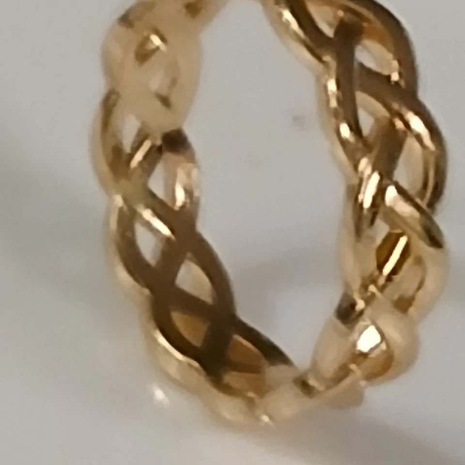 Anillo de moda cuerda celta eternidad chapado en oro de 18k talla 10 Foto 4 de 4