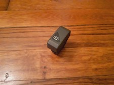 Lunette arrière Renault CLIO