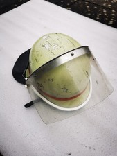 Feuerwehrhelm mit Nackenschutz und Gesichtsschutz Feuerwehr Helm DIN 14940 
