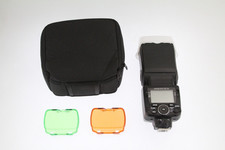 Nikon Speedlight SB-700 TTL Shoe Mount Flash w/ Case Gel Filters