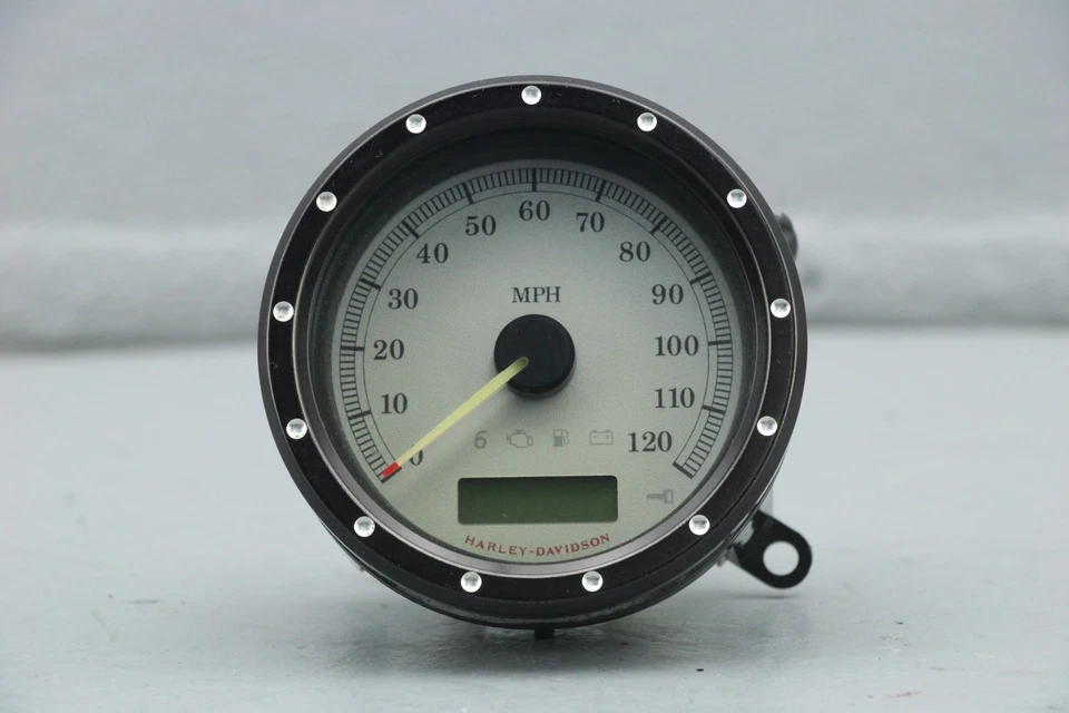 2011 Harley Street Glide Speedometer Odometer Gauge Assembly + Bezel VIDEO - Image 3 of 4