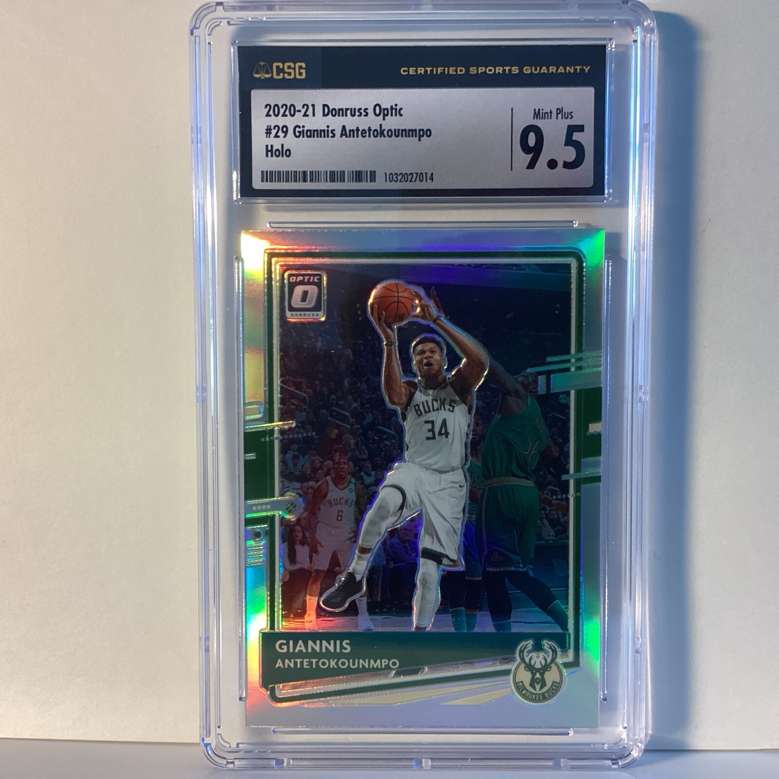 2020-21 Panini Donruss Optic Giannis Antetokounmpo #29 Silver 9.5 Mint+ Bucks