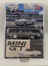 Mini GT Lincoln Capri 1954 Arctic White Atlantic Blue 1/64 CHASE