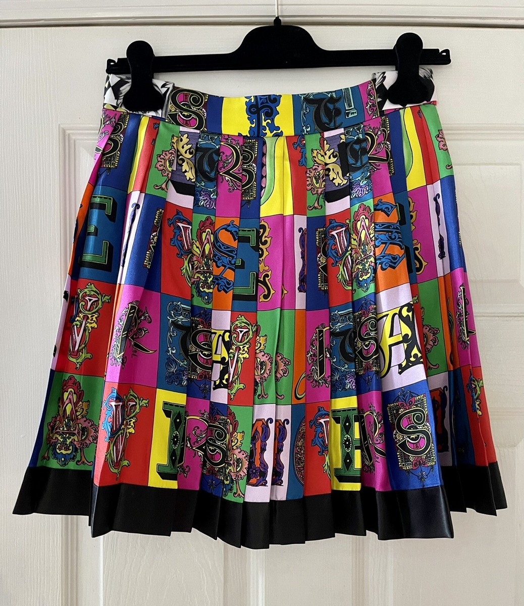 【送料&関税込】Versace Monogram Knit Mini Skirt s-l1200.jpg