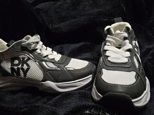 DKNY Deyoung White Black Silver Women's Low Top Lace Up Sneakers Logo ZZS-2412