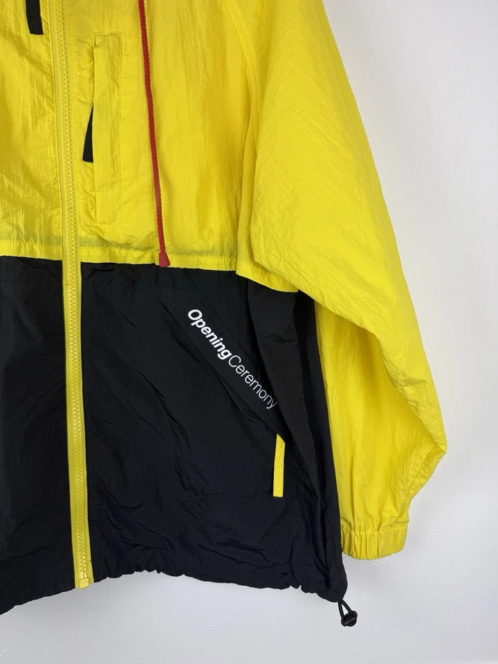 Chaqueta Universitaria Tormenta Nylon Arrugado Bloques de Apertura Ceremonia Nueva Sin Etiquetas Foto 4 de 4