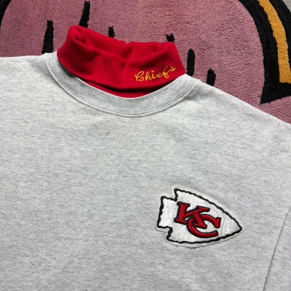Moletom vintage anos 90 Majestic Kansas City Chiefs bordado gola redonda - Imagem 3 de 4