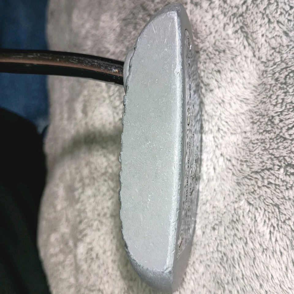Club de Golf RAM Zebra Face Balanced Putter Blanco Línea Central Acero Original y Agarre Foto 3 de 4