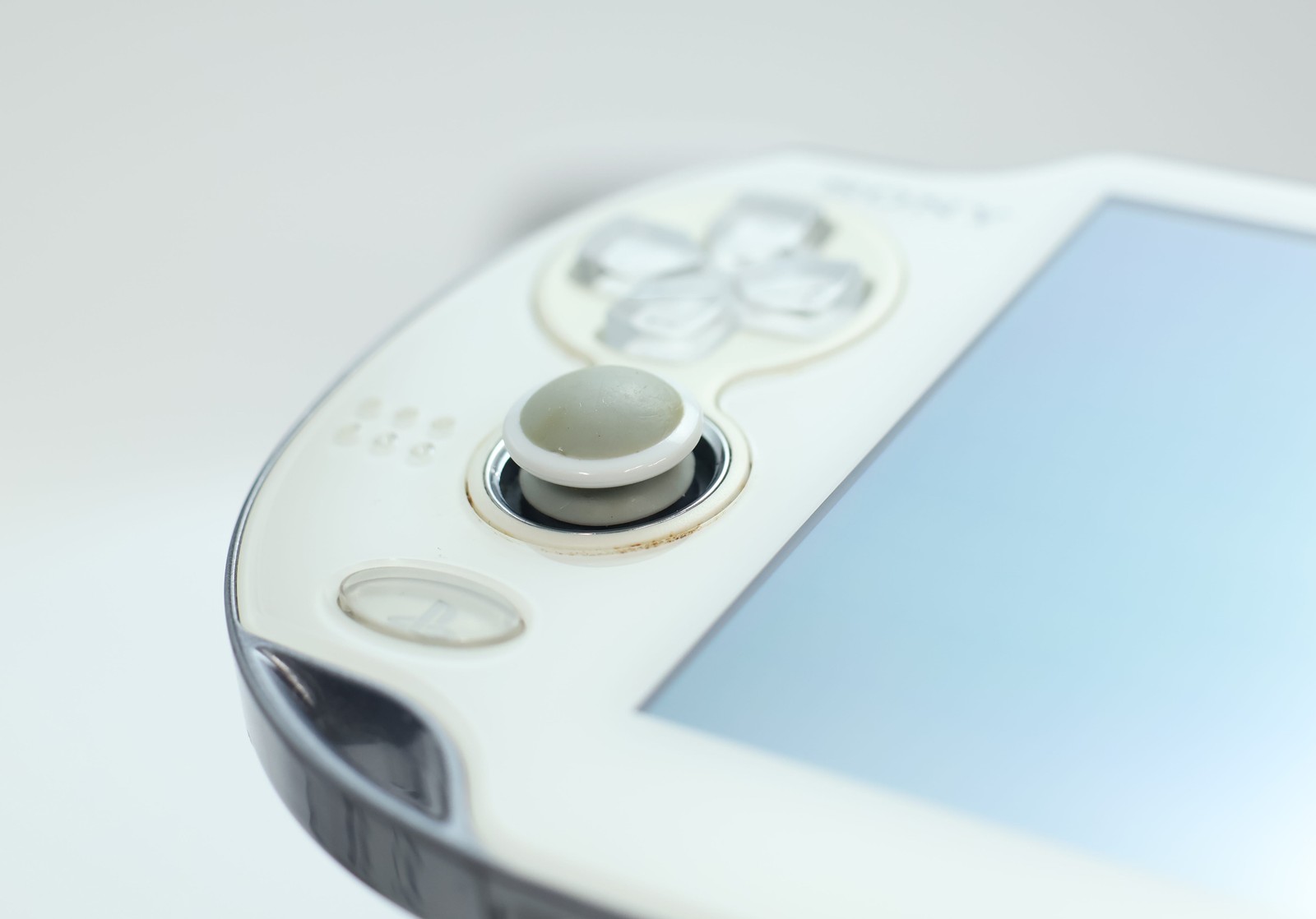 Excelente consola Sony PS Vita PCH-1000 Crystal White libre de región con cargador, imagen 10