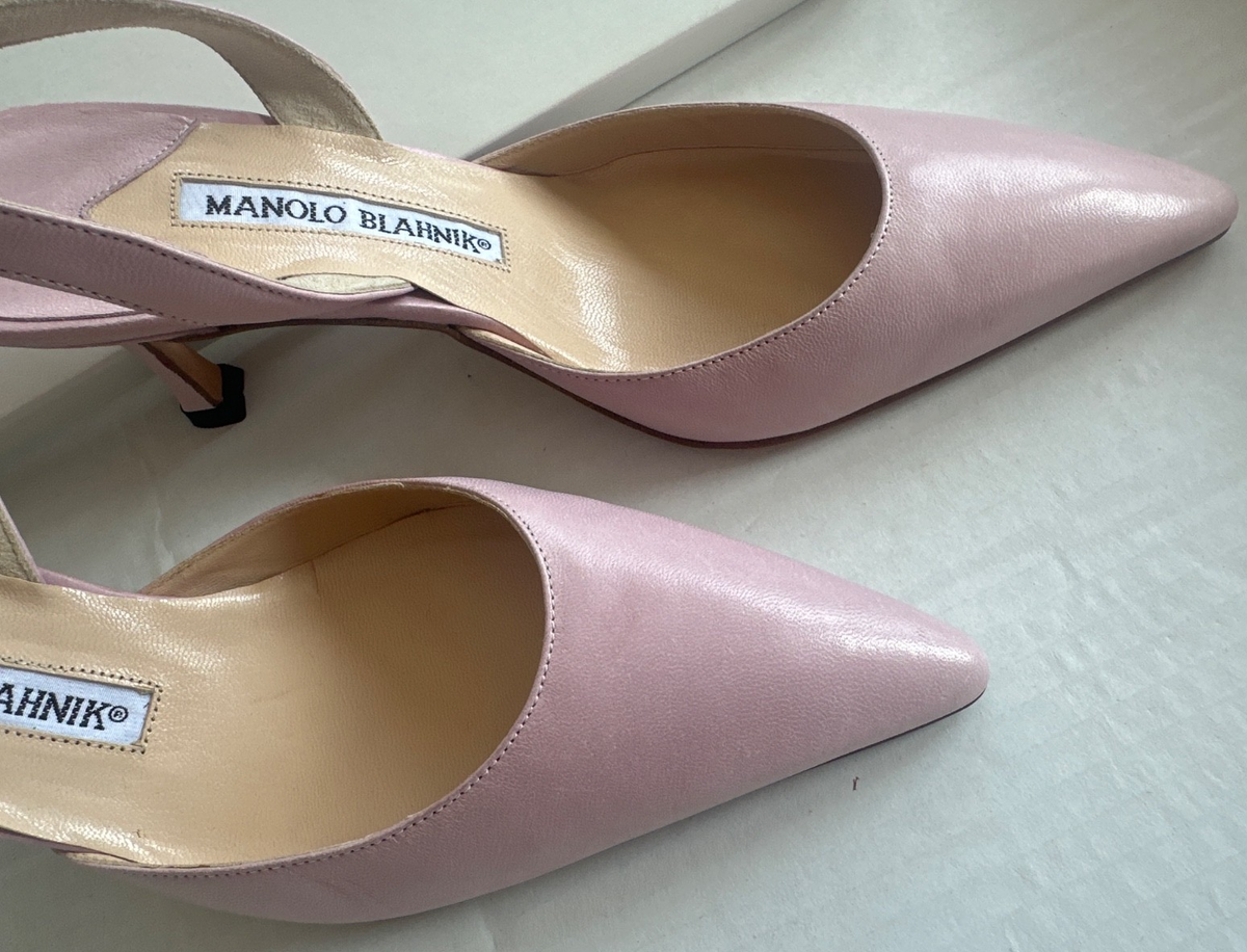 $935 New MANOLO BLAHNIK Pale Lilac Pink Leather Carolyne 70