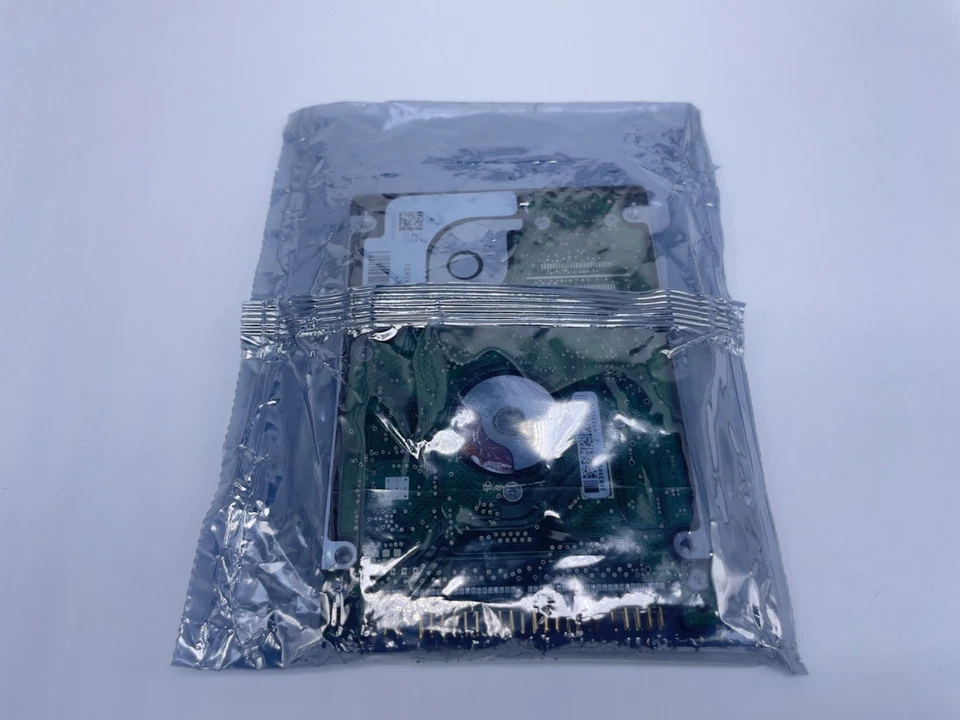 Seagate Momentus 120 GB IDE PATA 5400 RPM 2.5 Zoll ST9120822A Hard Drives - Image 2 of 2