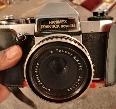 Hanimex Praktica nova IB 35mm film camera  + Meyer Optik Görlitz Domiplan 2.8/50