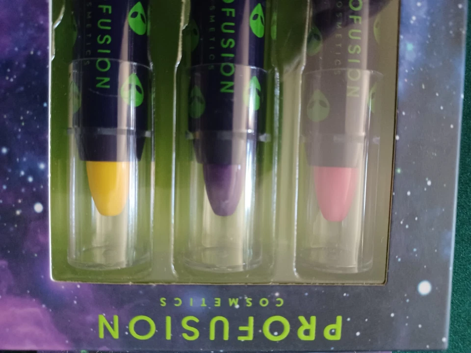 Profusion Cosmetics UV UFO Paint Liner Face & Body Paint Trio. Halloween - Image 3 of 3