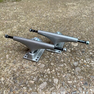 RAD BLANK SKATEBOARD TRUCKS - 5,5'' ZOLL SILBER RAW 2ER SET KOSTENLOSER VERSAND NEU
