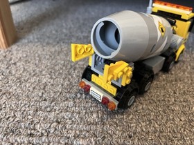 LEGO Sets - City 60018 Cement Mixer - USED