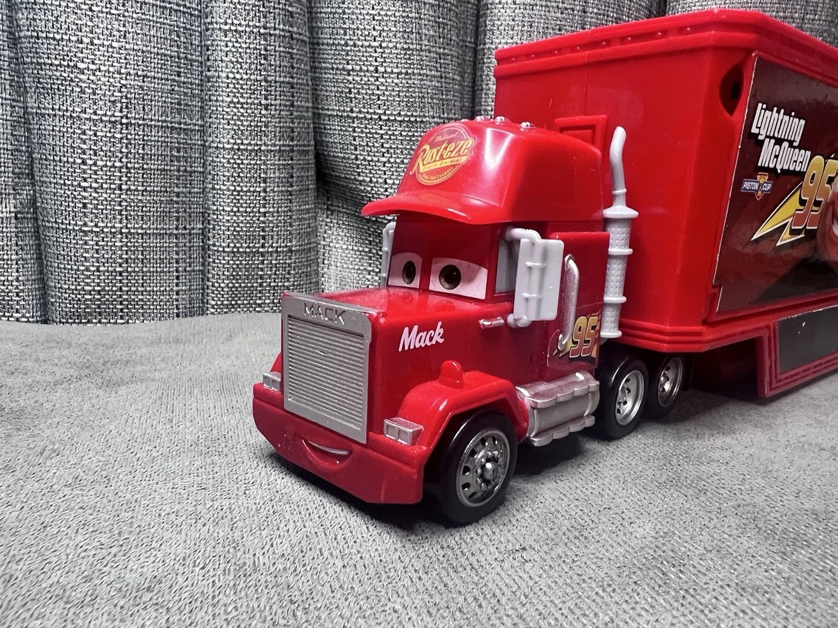 Mattel Disney Pixar Cars Movie Mack Hauler Lightning McQueen Truck