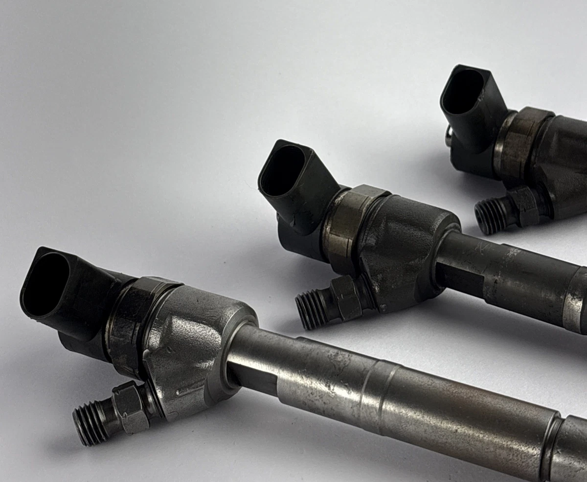 3x Diesel Fuel Injectors 0445110194 Mercedes A6480700387 photo 3