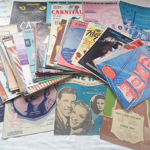 Lot of 100+ Sheet: 1920s - 1950s & Others - Vintage Song Books - Fast Shipping