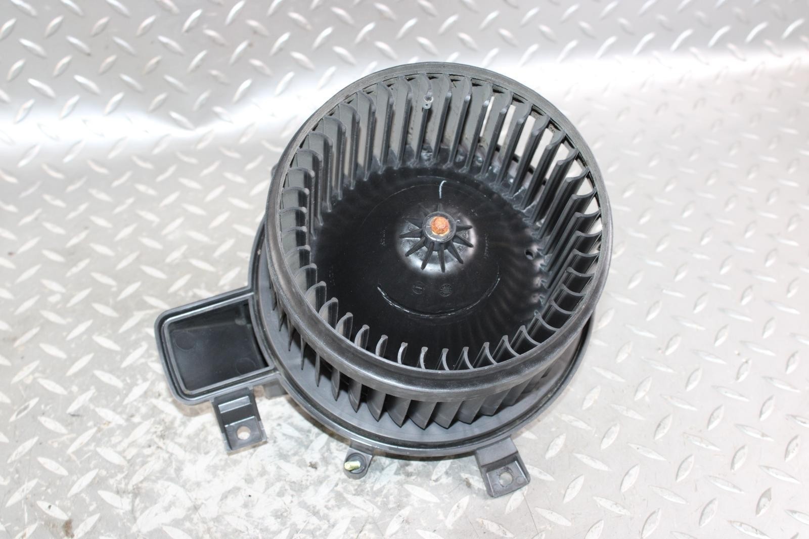 14-17 Ghibli Electronic Heat Heater A/C Hvac Blower Motor Unit Factory WTY OE OE
