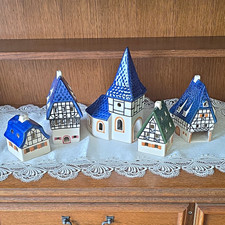 Hutschenreuther Weihnachtsdorf Dorfh&auml;user 5er-Set handbemalt Porzellan 1996