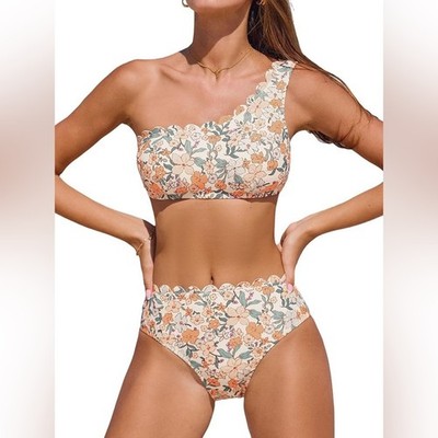 CUPSHE NWT Women's Floral Bikini Set Swimsuit One Shoulder Wide Strap Size Large