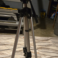 Vivitar Aluminum Camera Tripod Pan/Tilt Head Adjustable Legs 55in 4.4lb