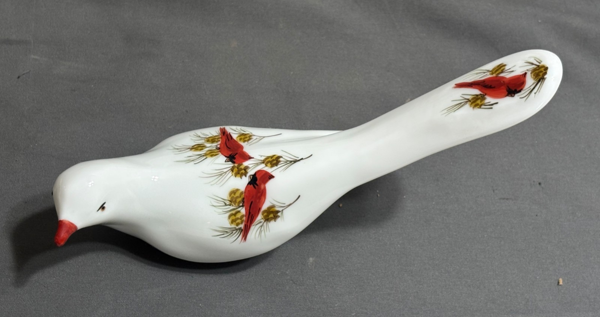Vtg white milk glass FENTON Bird Happiness HAND PAINTED Cardinal V