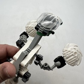 LEGO Bionicle Kohrak Action Figure 2002 Model No: 8565