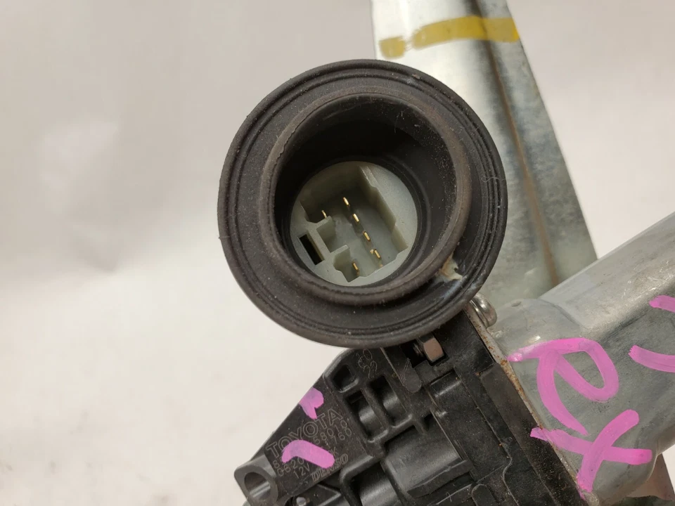 2007 2008 Lexus RX400h - Rear, Right - Window Regulator w/ Motor 85710-58010 Foto 4 de 4