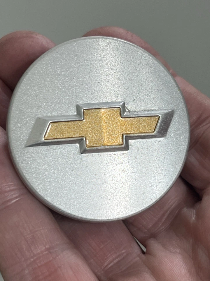 4 ЦЕНТРАЛЬНЫХ КОЛПАКА КОЛЕС CHEVROLET TRAX SPARK SONIC БОЛТ КОБАЛЬТОВЫЙ КРУИЗ 96682160, 53 мм - Изображение 4 из 4