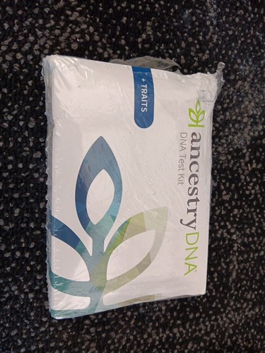 Ancestry DNA Test Kit mit Eigenschaften Neu Bergungsverpackung Kostenloser Versand M114
