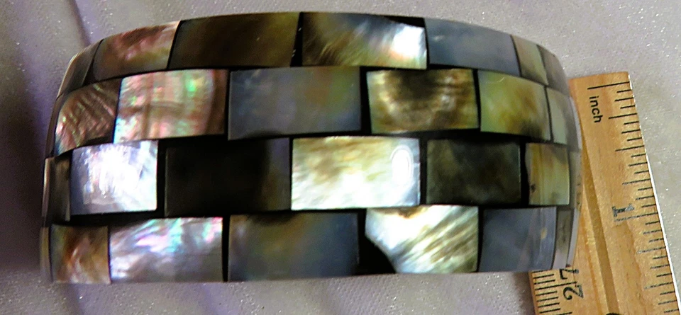Wonderful Hand Crafted Cuff Bracelet With Mother of Pearl Inlay - Image 3 of 3
