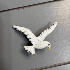 Gerry White Seagull Brooch   Vintage Enamel Bird Pin