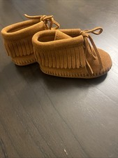Baby Toddler Minnetonka Classic Fringe Softsole Boot Moccasins Size 3