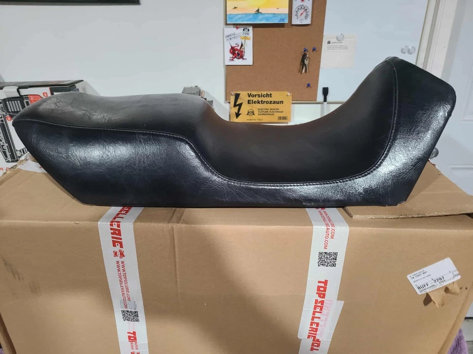 Seat, modified, 1985-1993 Yamaha FJ1100/FJ1200 in good condition - Image 4 of 4