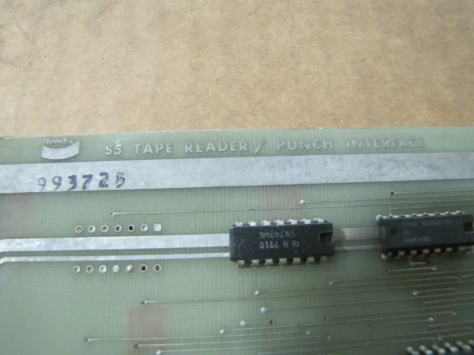 BENDIX S5 TAPE READER PUNCH INTERFACE CIRCUIT BOARD CARD 3731354B 3731354 B - Image 2 of 3